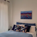 Life Apartment